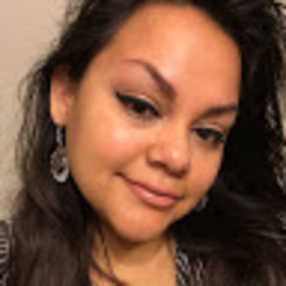 Meet your Posher, Yesica